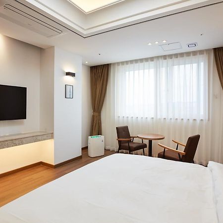 Noble Stay Hotel Gwangju Metropolitan City Esterno foto